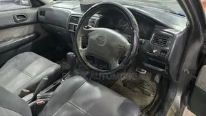 Toyota Corolla 1.3 Sedan 1996 Gray