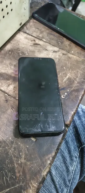 Apple iPhone X 64 GB Black