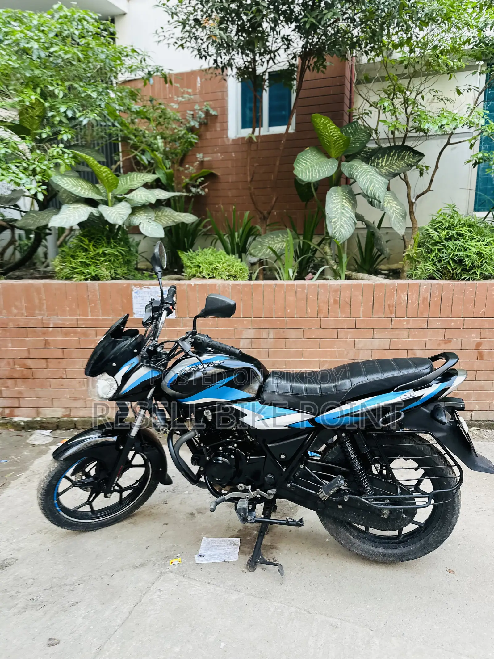 Bajaj Discover 125 2022 Black