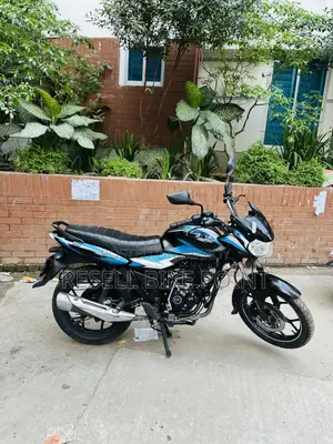 Bajaj Discover 125 2022 Black