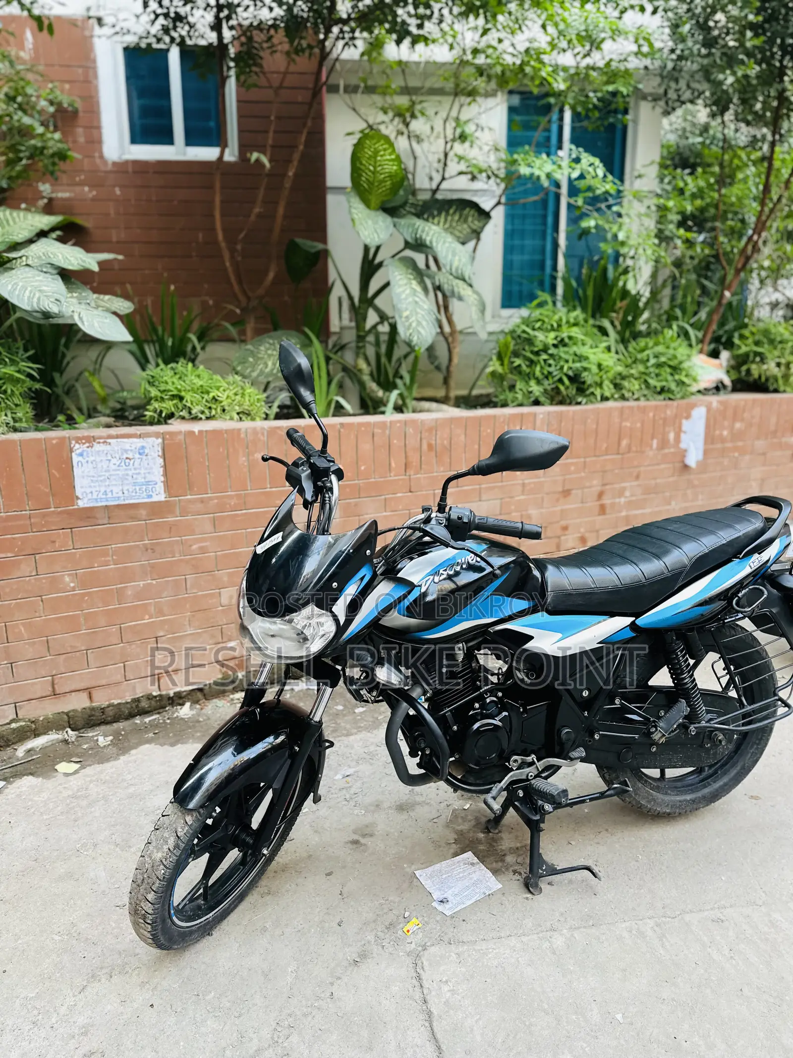 Bajaj Discover 125 2022 Black
