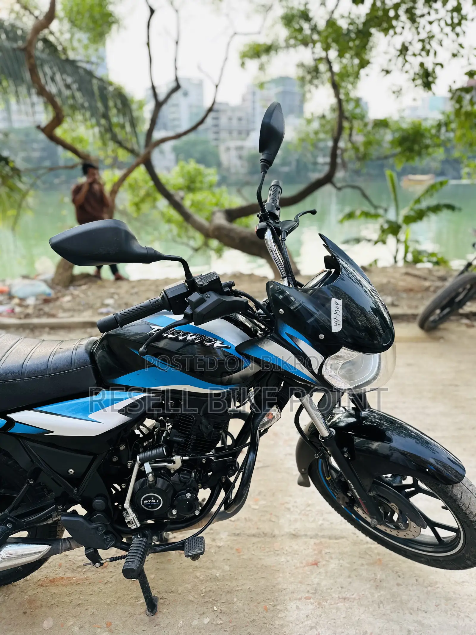 Bajaj Discover 125 2022 Black