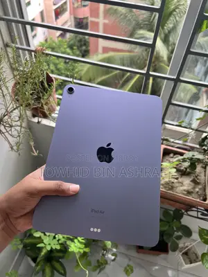 Apple iPad Air (2022) 64 GB