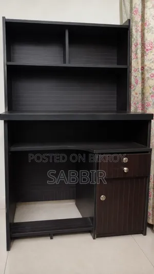 Partex Reading Table