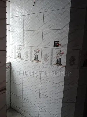 ধুমকেতু সিকদার, ৬০ ফিট রোডে ৩ বেডরুমের অ্যাপার্টমেন্ট বিক্রয় হবে