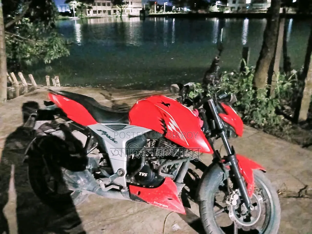 TVS Apache 160 4V 2022 Red