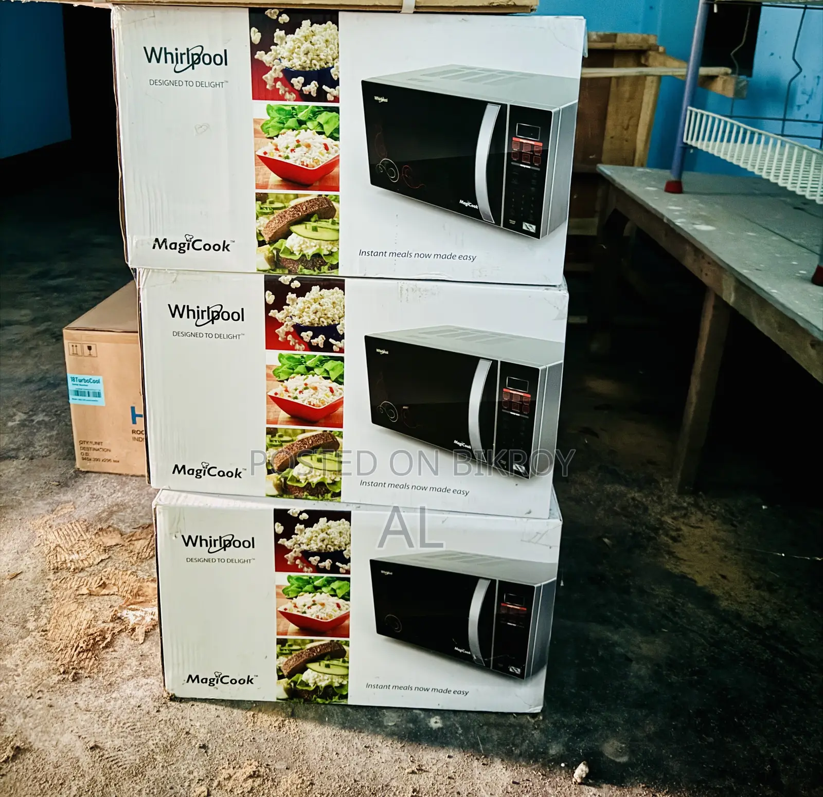 Whirlpool Oven 20L