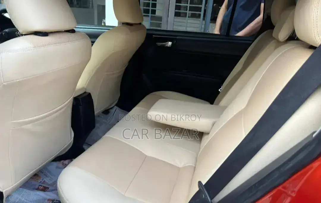 Toyota Corolla Fielder 1.5 Petrol Front-Wheel Drive 2018 Orange