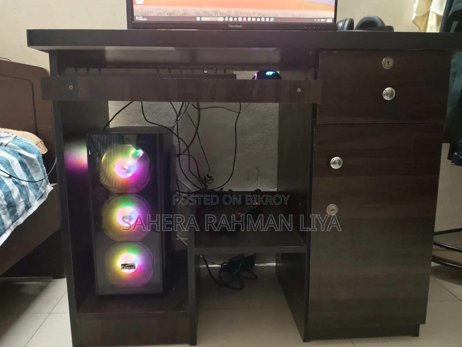 Computer Table
