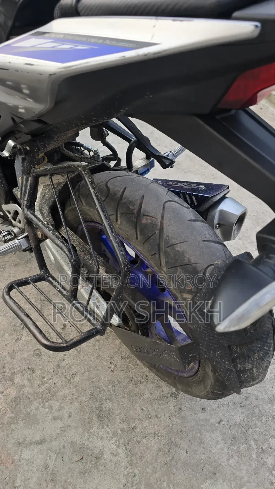 Yamaha R1 2023 Silver