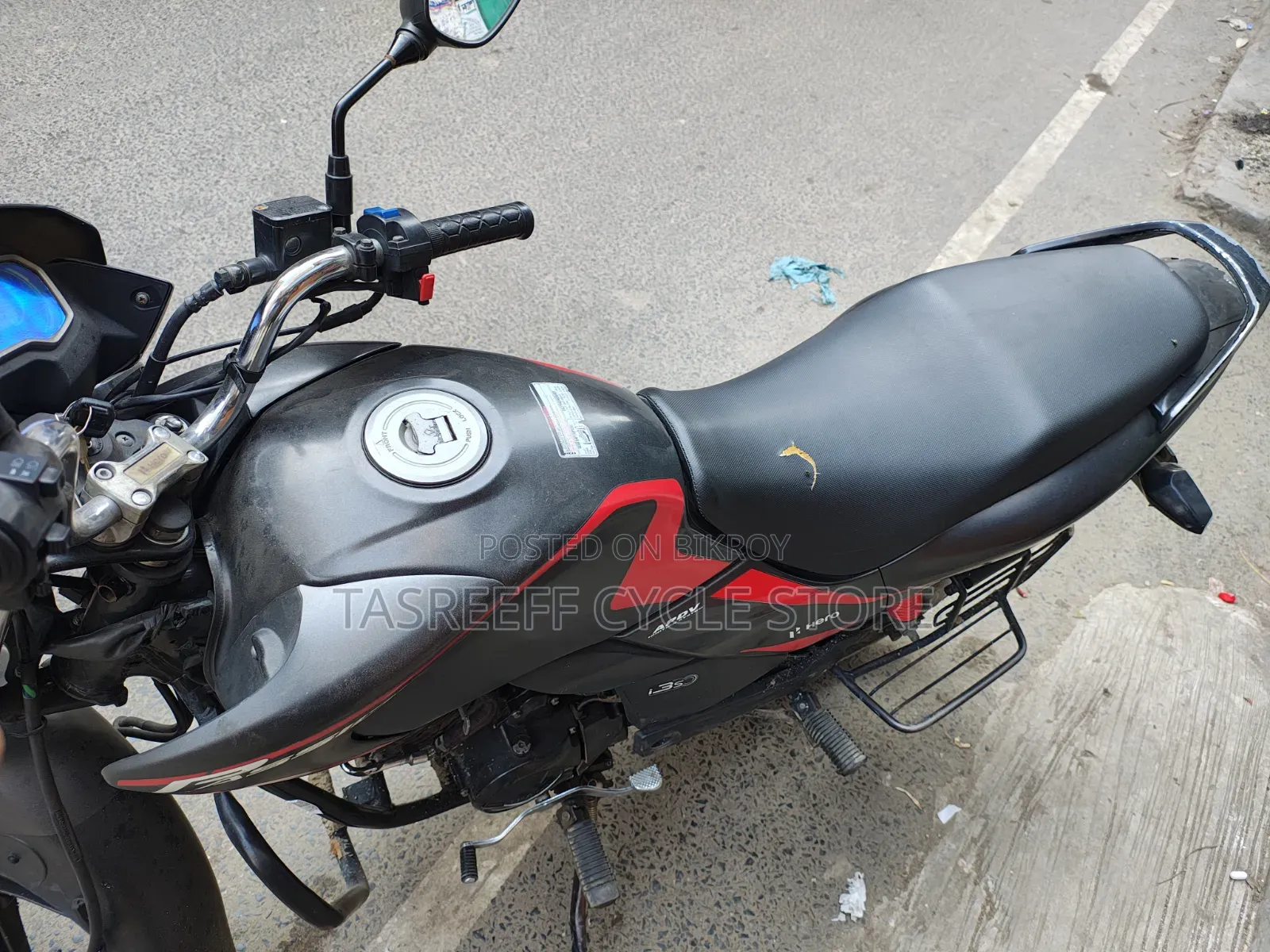 হিরো প্যাশন প্রো ২০২৩ ধূসর