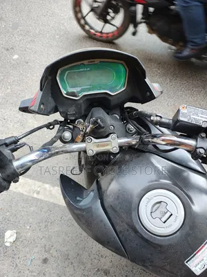 হিরো প্যাশন প্রো ২০২৩ ধূসর