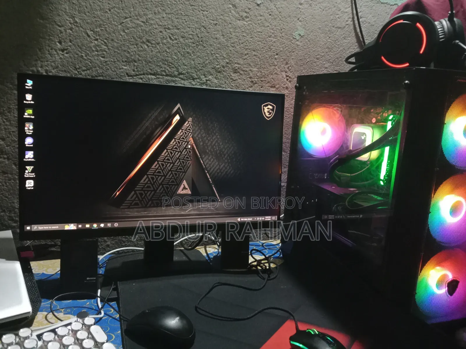 Desktop Computer MSI Model 16GB AMD Ryzen 7 SSD 256GB
