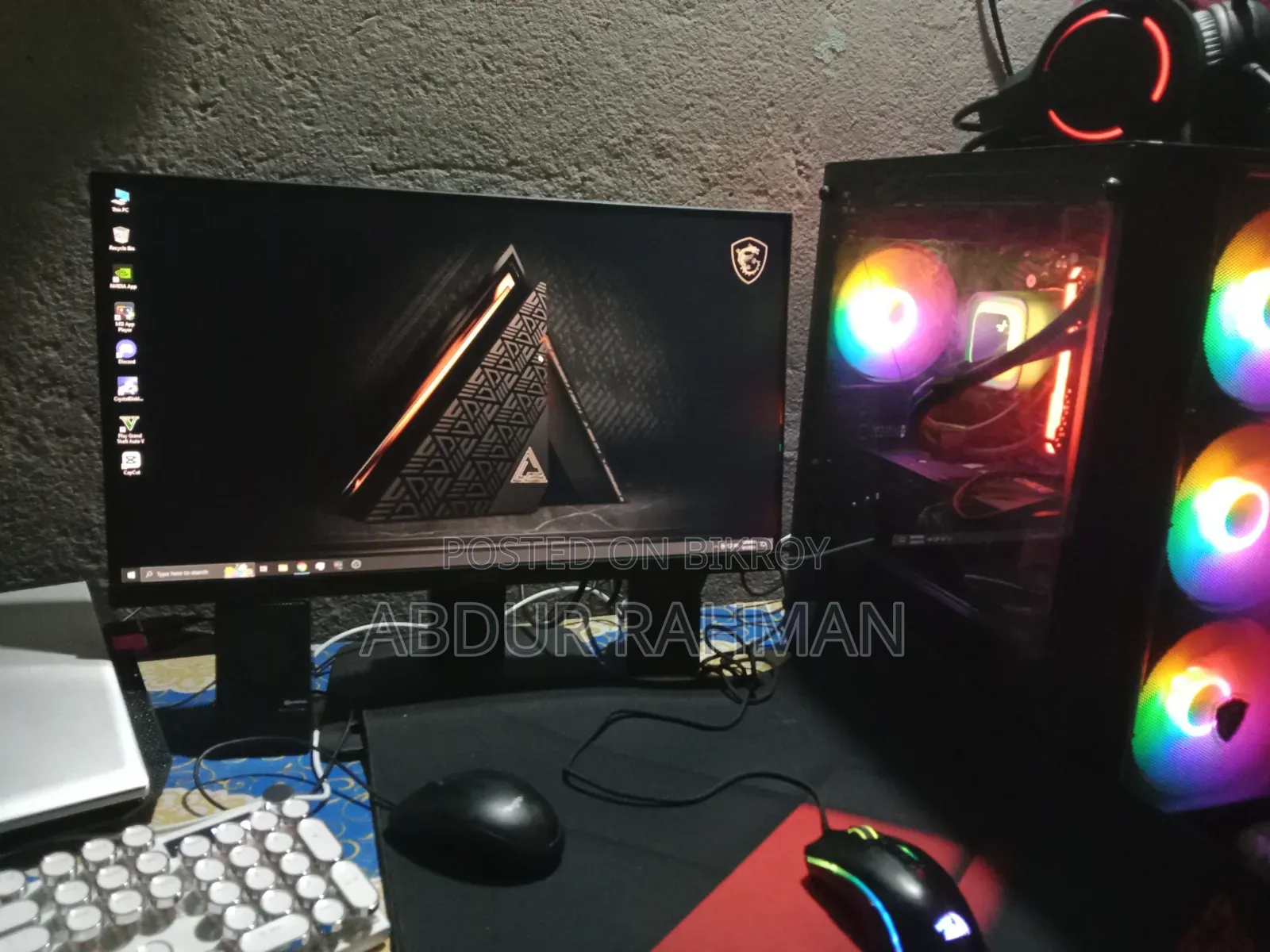 Desktop Computer MSI Model 16GB AMD Ryzen 7 SSD 256GB