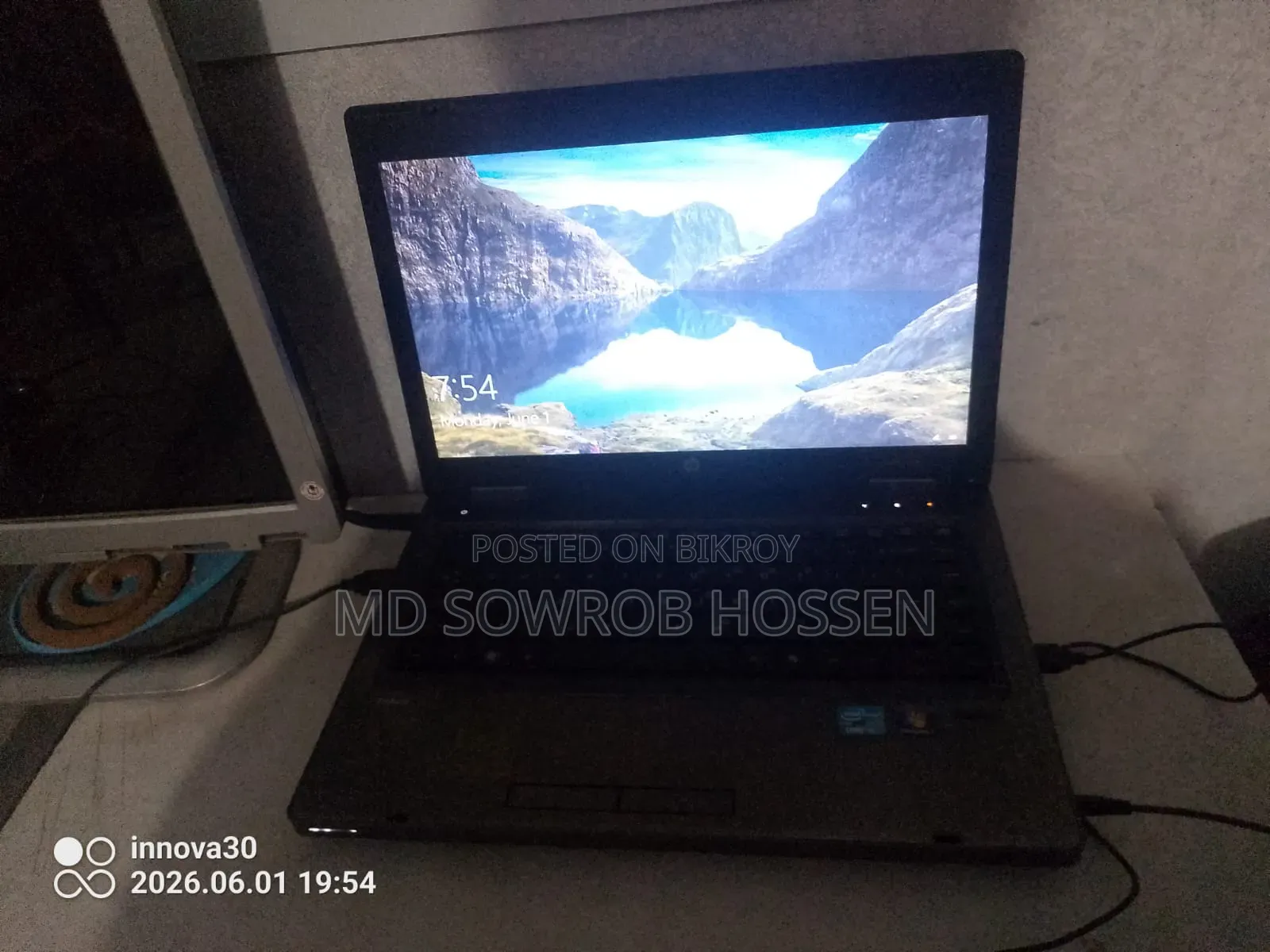 Laptop HP 15 8GB Intel Core I5 SSHD+SSD 140GB