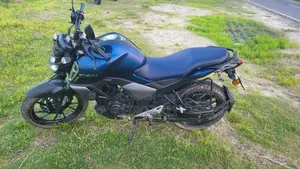 Yamaha 2022 Blue