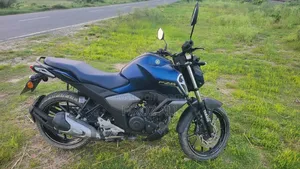 Yamaha 2022 Blue