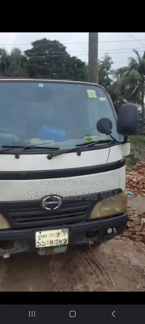 ১৯৯৬ মডেল রেজিস্ট সেন ২০০১ ইসুজু 4jd ইনজিন কাগোজ আপডেট চাকা ভালো আছে