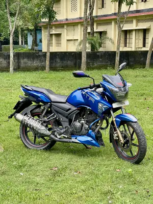 TVS Apache RTR 160 2V 2020 Green