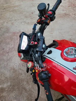New TVS Apache 160 4V 2022 Red