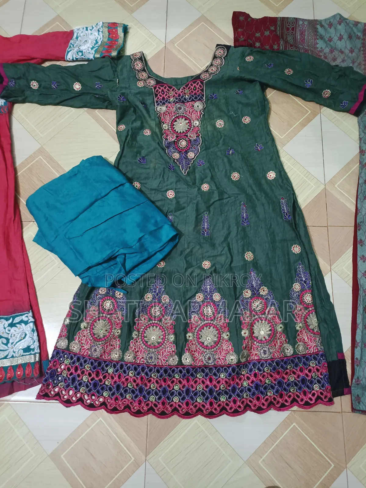 বানানো থ্রি পিস
