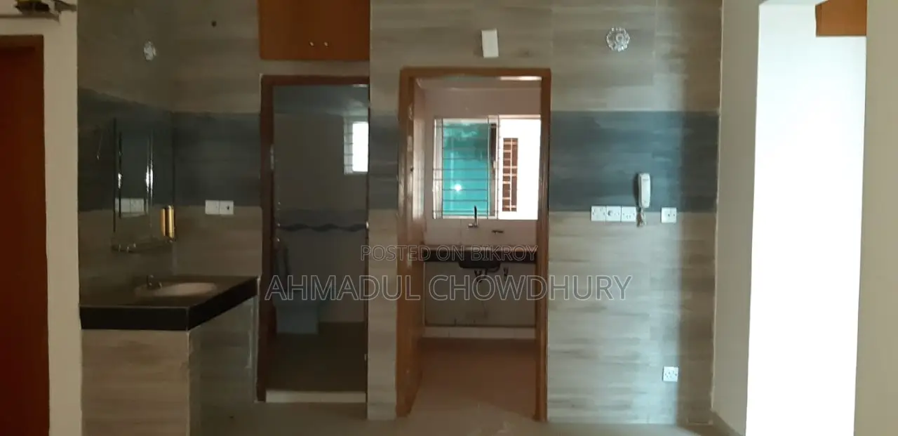 3-Bedroom Apartment in Tropical Homes Panthapath for Rent