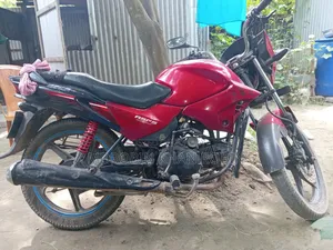 Hero Dawn 125 2012 Red