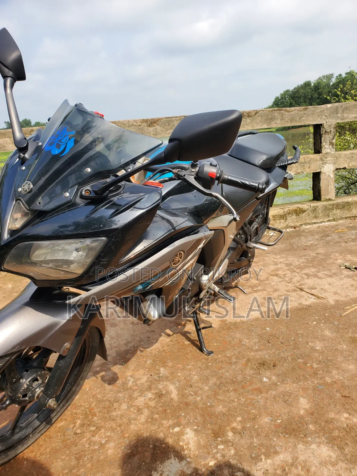Yamaha 2017 Black