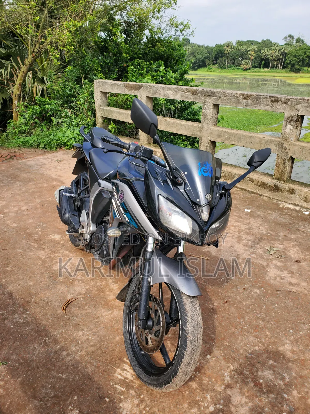 Yamaha 2017 Black