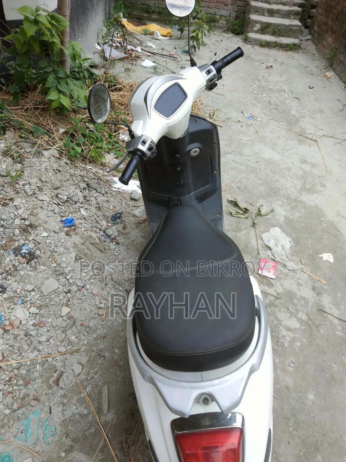 Motorcycle 2024 White