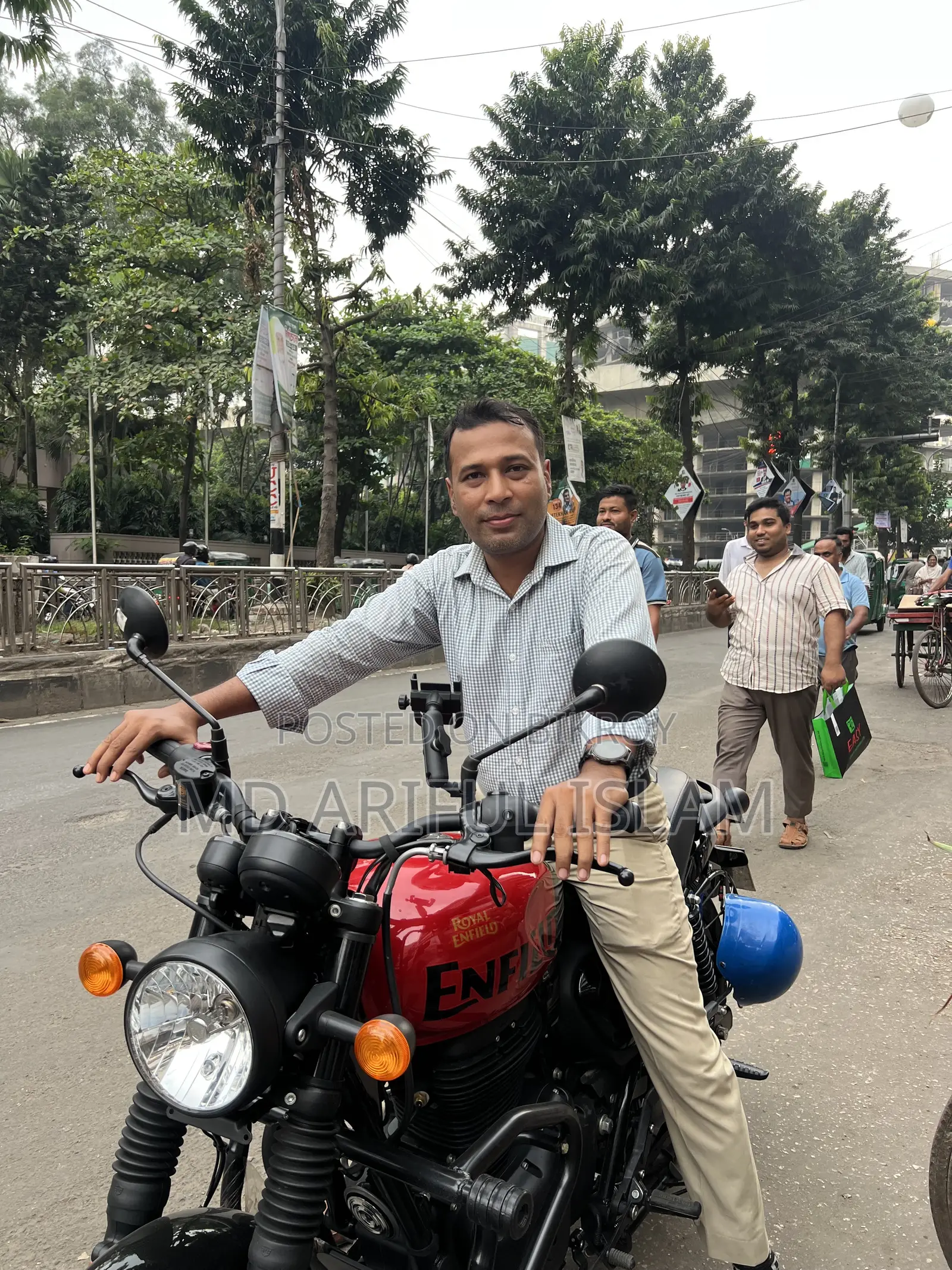 রয়্যাল এনফিল্ড হান্টার ৩৫০ ২০২৪ লাল