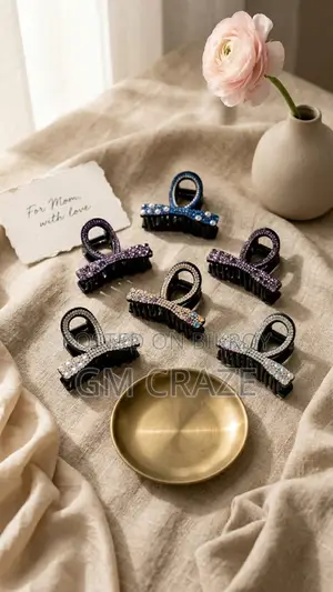 Exclusive Claw Clips