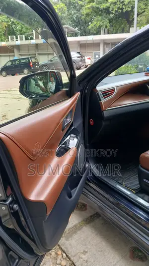 টয়োটা হ্যারিয়ার ২০১৯ কালো