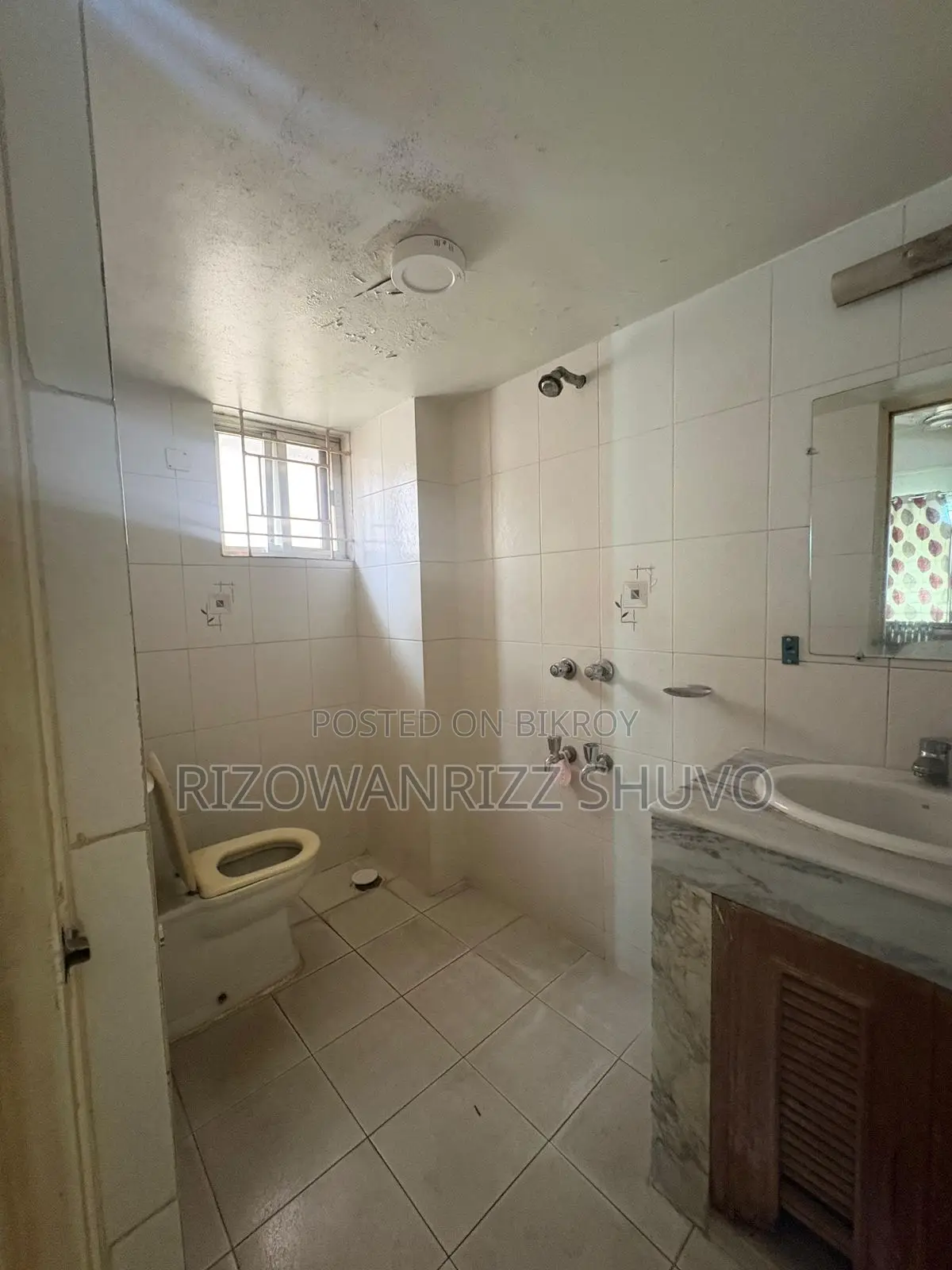 Furnished 3-bedroom Apartment in Basundhara for rent