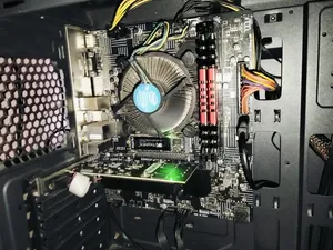 Desktop Computer MSI Model 8GB Intel Core i3 SSD 256GB