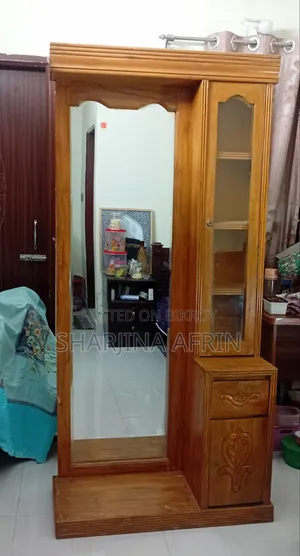 সেগুন কাঠের ড্রেসিং টেবিল