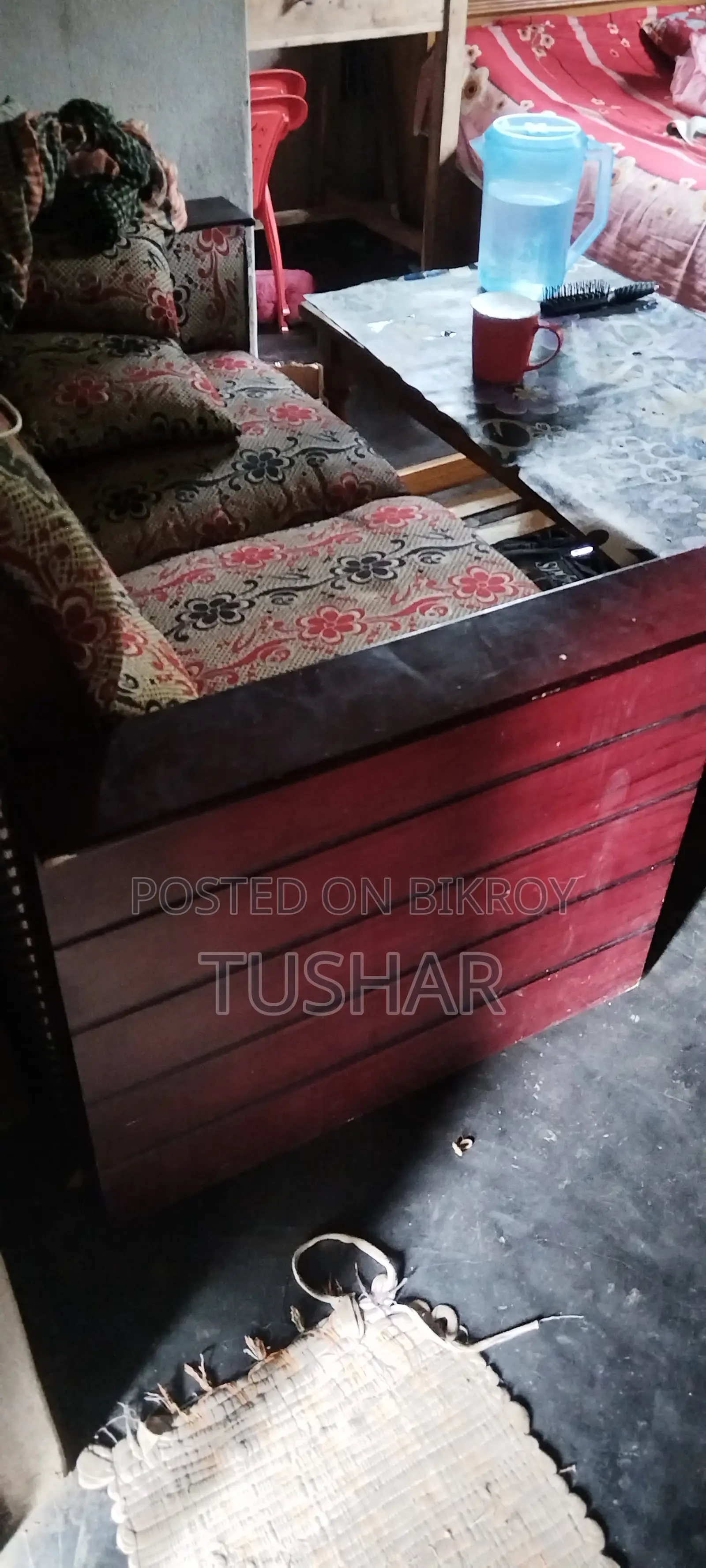 Used cushion sofa, like new
