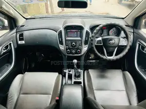 JMC Vigus ২০২১ ধূসর
