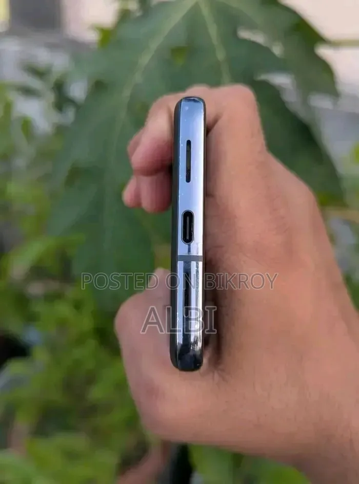 Google Pixel 8 Pro 128 GB Black
