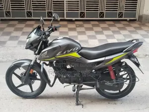 হোন্ডা ২০১৯ গ্রে