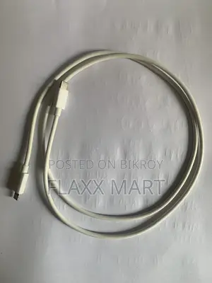 iPhone Cable
