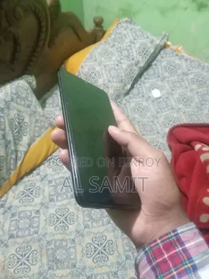 Samsung Galaxy A30 64 GB Black