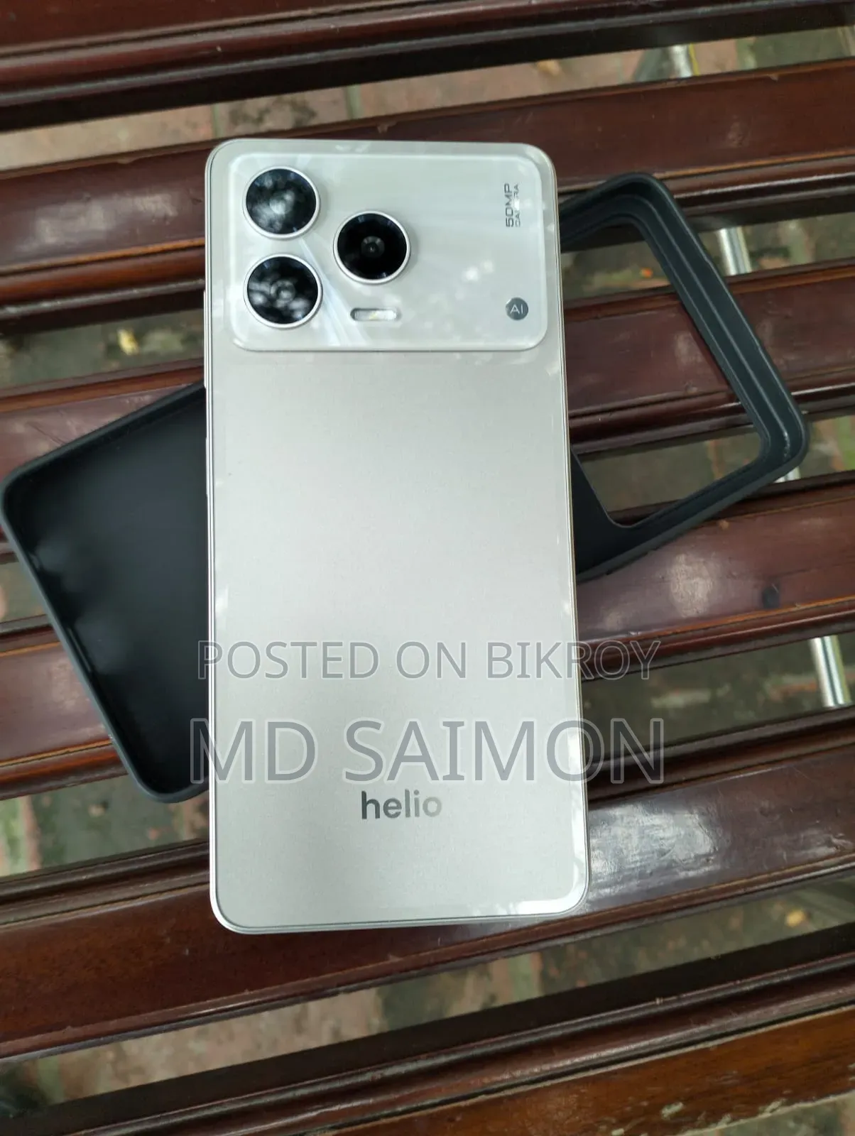 New Helio 128 GB White