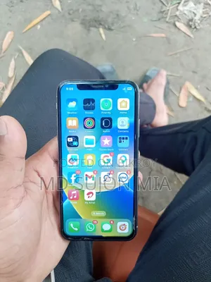 Apple iPhone X 64 GB White