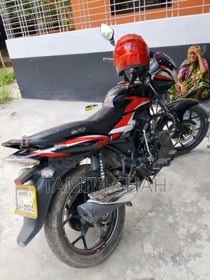 Bajaj Discover 125 2023 Black