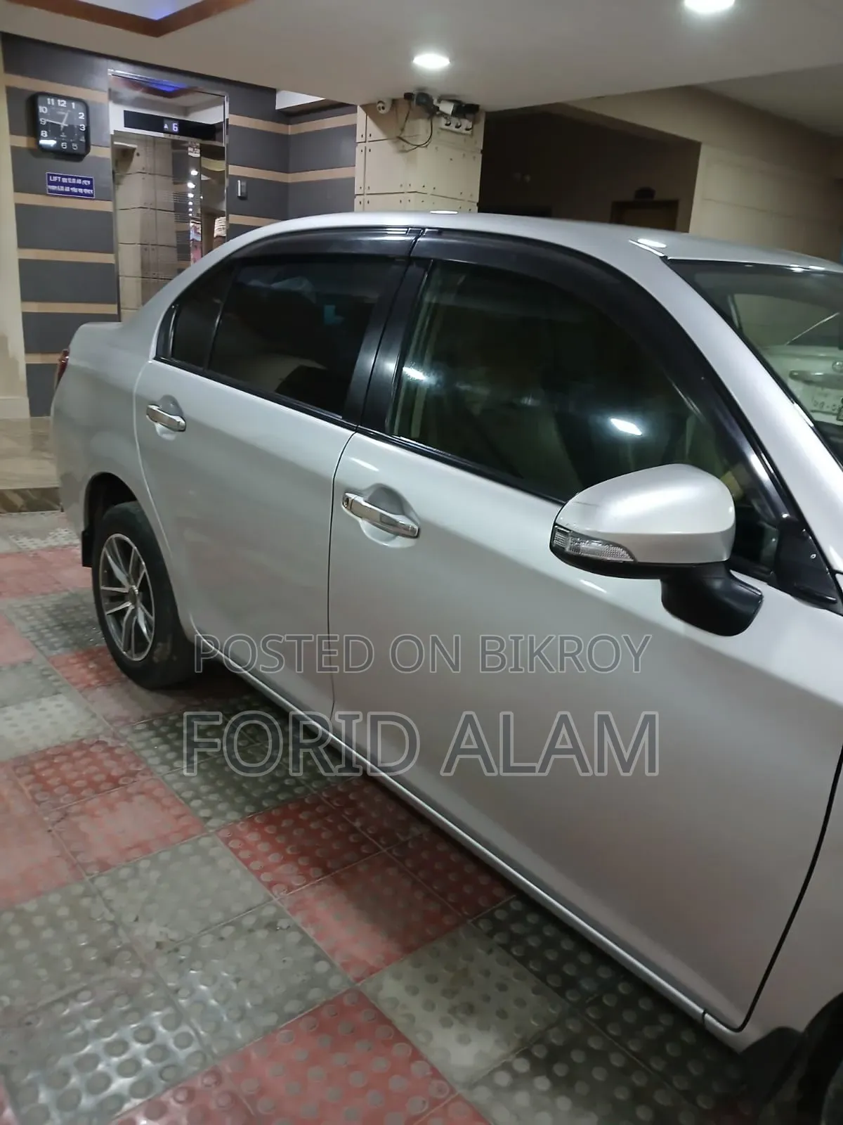 Toyota Axio 2013 Silver