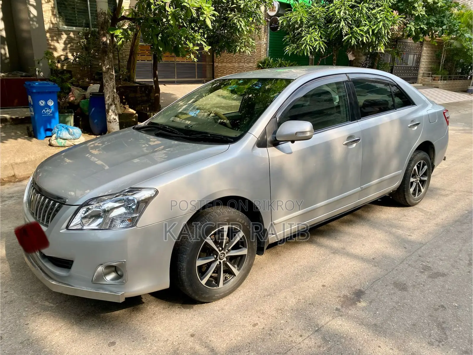Toyota Premio 1.5 Front-Wheel Drive 2010 Silver