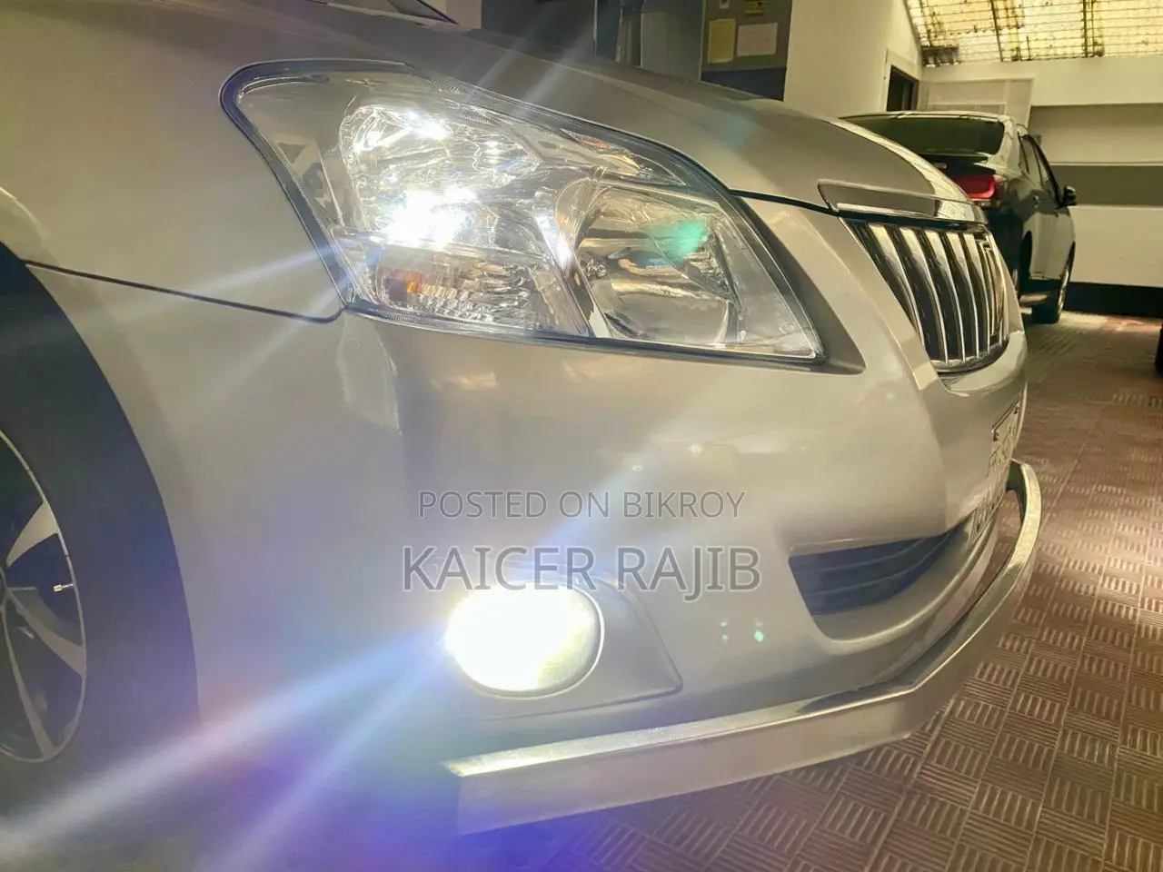 Toyota Premio 1.5 Front-Wheel Drive 2010 Silver