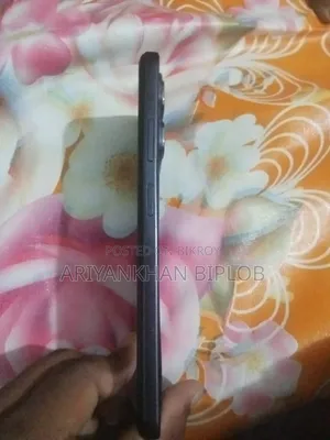 Infinix Hot 60i 128 GB Black