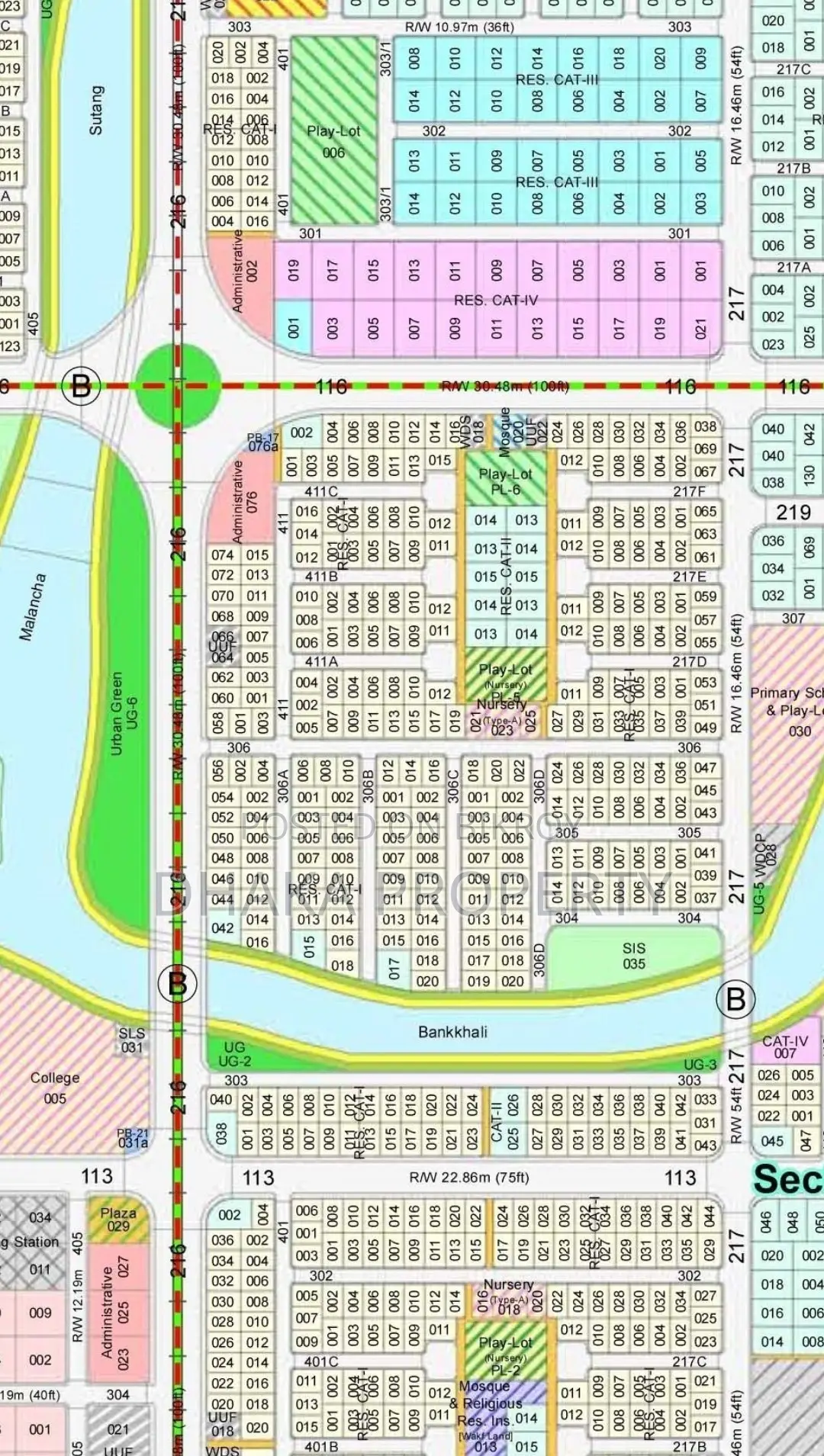 On 30ft Road, 3 Katha, Lake East at Sector-20